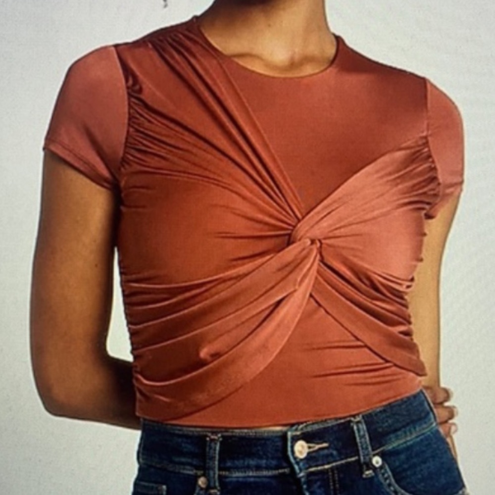 Express Satin 2-piece set (Cropped shirt and High Waisted Pant)